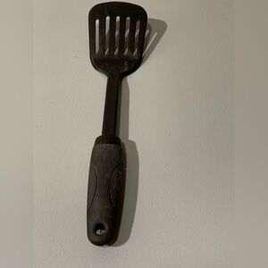 Black Spatula with Ergonomic Handle